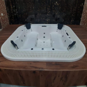 7 Feet by 8 Feet OverFlow Spa Tub